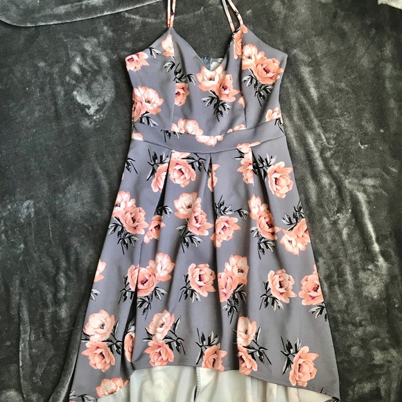 Charlotte Russe Dresses & Skirts - SOLD Charlotte Russe gray & pink roses  L